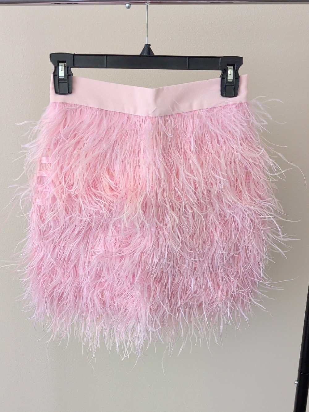 Naven silk skirt with ostrich feathers in pink